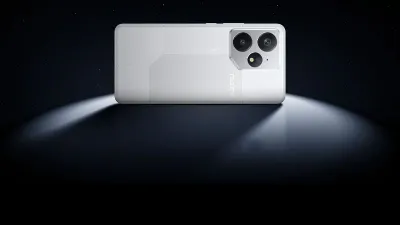Realme Neo 7 ini hadir dengan baterai berkapasitas besar hingga 7000 mAh yang awet untuk aktivitas seharian.