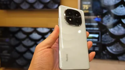 Dalam hal fotografi, Redmi Note 14 Pro Plus 5G dilengkapi dengan kamera utama beresolusi 200MP yang menjanjikan hasil foto dengan detail.