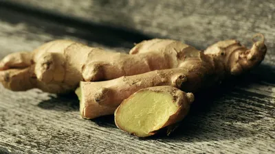 Rempah yang satu ini yakni jahe sudah lama digunakan oleh masyarakat Indonesia sebagai bumbu masakan yang selalu ada di dapur.