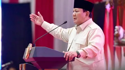 Presiden Republik Indonesia ke-8, Prabowo Subianto, akhirnya angkat bicara soal polemik ijazah Presiden ke-7 RI, Joko Widodo (Jokowi), yang belakangan ramai diperbincangkan publik.