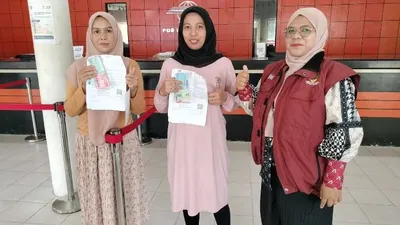 Pemerintah akan kembali menyalurkan bantuan sosial Program Keluarga Harapan (PKH) dan Bantuan Pangan Non Tunai (BPNT).