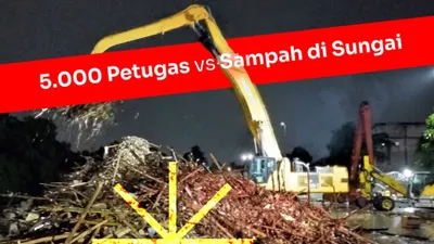 Saring Sampah dari Hulu: Strategi DKI Jakarta Atasi Banjir dengan Lebih dari 5.000 Pasukan Orange
