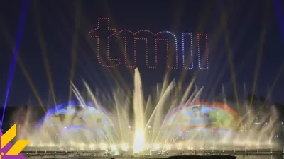 Liburan Nataru, TMII menawarkan atraksi Air Mancur Menari dan drone show gratis.