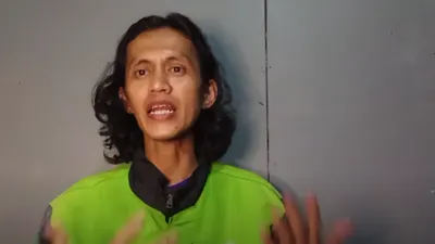 BHR bagi mitra ojek serta kurir online yang diberikan perusahaan aplikasi dinilai tidak sejalan dengan imbauan Presiden Prabowo Subianto.