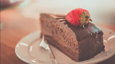  Resep Kue Lebaran: Chocolate Cake Lumer Viral Super Lembut 