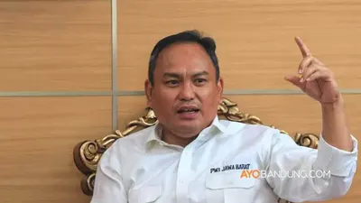 Adanya pengusiran organisasi wartawan dari gedung Graha Pers Indramayu, menjadi sorotan PWI Provinsi Jawa Barat. 