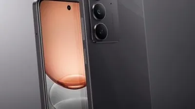 Realme C75 juga menawarkan desain kokoh dengan sertifikasi tahan air dan debu, menjadikannya pilihan ideal.
