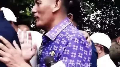 Di tengah kontroversi terkait proyek pagar laut, Kepala Desa Kohod, Arsin bin Sanip, menjadi sorotan publik dan DPR.