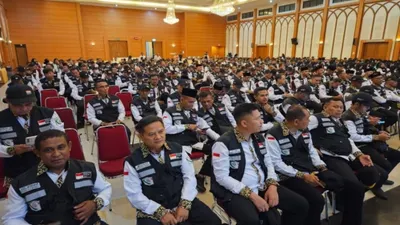 Awas! Berhati-hati dan selalu memverifikasi informasi melalui situs resmi atau akun media sosial resmi Kementerian Agama (Kemenag).