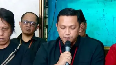 PDIP memberikan tanggapan tegas terkait penetapan Sekretaris Jenderal Hasto Kristiyanto sebagai tersangka dalam kasus suap.