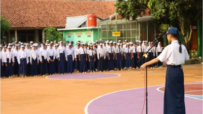 Pemerintah melalui Kementerian Sosial (Kemensos) resmi membuka pendaftaran Sekolah Rakyat untuk tahun ajaran 2025.