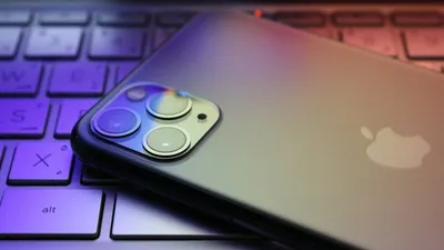 Sementara iPhone 16  belum rilis, di kalangan pecinta produk Apple sudah beredar bocoran desain dari iPhone 17 hingga iPhone SE4.