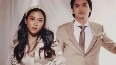 Sherina dikabarkan menggugat cerai Baskara, padahal selama ini keduanya dikenal sebagai pasangan artis yang harmonsi dan kerap mengunggah momen kebersamaan.