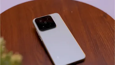 Xiaomi 15.