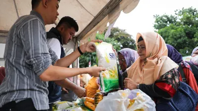 Bantuan Sembako Rp400.000 Sudah Cair 95 Persen, Beras 20 Kg Menyusul, Kamu Sadah Dapat? 