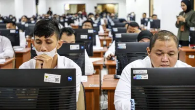 Melalui website resminya, Kemenag menyebutkan sebanyak 71.424 peserta PPPK dinyatakan lulus dari total 71.817.