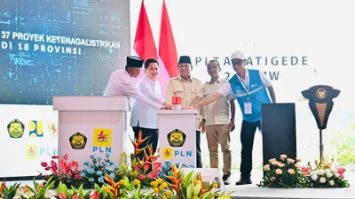 Dari 26 pembangkit listrik yang diresmikan, 89 persennya bersumber dari pemanfaatan potensi energi bersih.