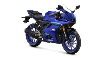 Yamaha R15 2025 Tampil Lebih Sporty dengan Warna dan Grafis Baru