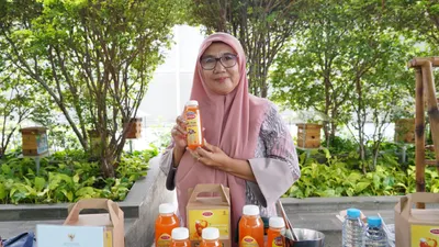 Dibantu PNM, Sirup Rumahan Ibu Enung Kini Bersertifikat Halal dan Semakin Laris