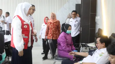 Lakukan Donor Darah Serentak Peringati Hari Jadi ke-79 Sumsel, Feby Herman Deru Apresiasi Tinggi Bapenda dan PMI 