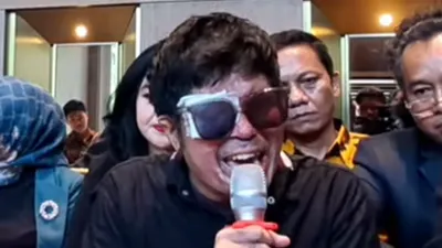 Agus Salim merasa terpukul usai kembali gagal damai dengan Pratiwi Noviyanthi.