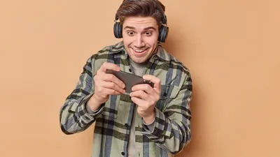 Bagi pecinta game wajib mengetahui informasi 4 HP gaming terbaik awal Tahun 2025 dengan harga murah mulai dari Rp 2 jutaan.