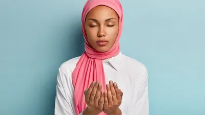 Ada sebuah hadits yang sering dikutip terkait larangan berpuasa di separuh akhir bulan Sya'ban. Apakah benar demikian?