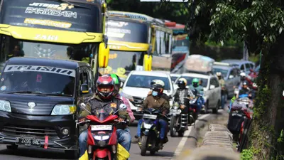 Diperkirakan sekitar 146,48 juta orang akan melakukan perjalanan mudik, yang setara dengan sekitar 52% dari total populasi Indonesia.