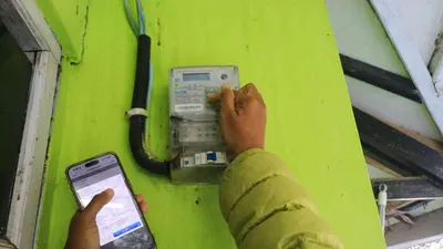 Diskon Listrik PLN 50%. 
