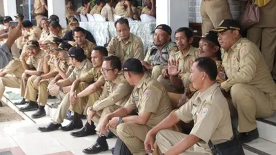 Bagi para pensiunan Pegawai Negeri Sipil (PNS), ada kabar baik terkait pembayaran gaji dan tunjangan pensiun tahun 2025.
