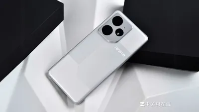 Persaingan menarik antara Realme Neo 7 SE dengan Redmi Turbo 4 di segmen smartphone kelas menengah premium.