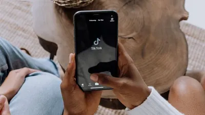 Ingin mengunduh atau download sound favorit kamu di Tiktok tapi masih bingung cara menyimpannya di HP iPhone kamu?
