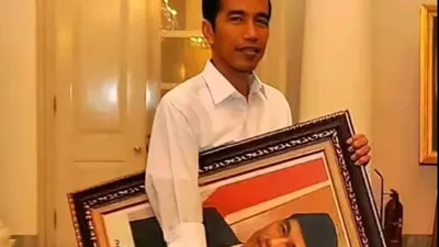 Kabar Joko Widodo berencana akan menggagas lahirnya Partai Super Terbuka mencuat setelah statusnya sebagai kader PDIP diberhentikan