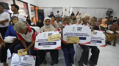 Pemerintah telah merilis informasi penting mengenai penyaluran bantuan sosial PKH dan BPNT/Sembako untuk tahap pertama tahun 2025.
