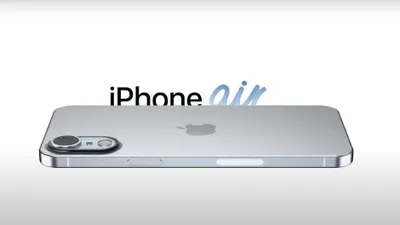 Apple dikabarkan akan merevolusi lineup iPhone dengan hadirnya iPhone 17 Air yang diprediksi akan diluncurkan dalam 3 bulan ke depan.