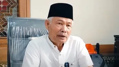 Majelis Ulama Indonesia (MUI) telah menanggapi kebijakan kontroversi mengenai KB Vasektomi sebagai syarat penerima bansos.