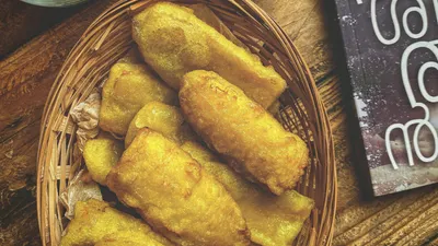 Ilustrasi pisang goreng.