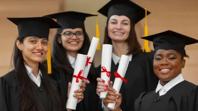 Penerima KJP Full Senyum! Ini Daftar 14 Universitas yang Memenuhi Persyaratan KJMU