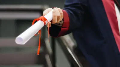 Saldo Rp1,5 Juta per Bulan Belum Cair? Penerima Baru KJMU Tahap 2 2024 Harus Lakukan Proses Ini Dulu