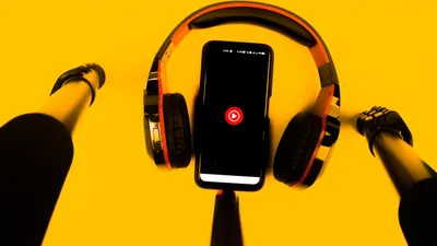 Ilustrasi download video YouTube jadi MP3.