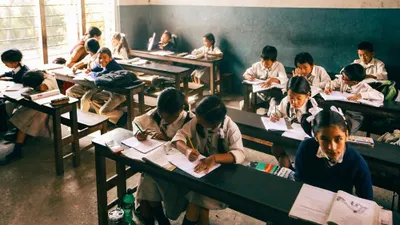 Jangan Sampai Kena Sanksi! Apakah Dana KJP Plus Bisa Dipakai Transaksi di Luar Kebutuhan Sekolah?