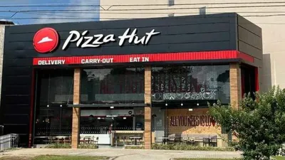 Namun sayangnya, kisah sukses dari Pizza Hut kini terhenti dan menghadapi penurunan drastis dalam beberapa tahun terakhir.