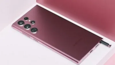 iPhone 16 Pro Max lebih dulu dirilis sejak akhir 2024, sedangkan Samsung S25 Ultra baru dirilis saat acara galaxy Unpacked di awal 2025.