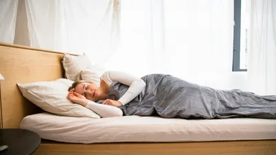 Apakah Kamu Tidur dengan Posisi yang Tepat Setelah Kuretase? Ini Panduan Lengkapnya