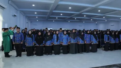 Mu&rsquo;ti juga menjelaskan bahwa sertifikasi diberikan kepada guru yang lulus program Pendidikan Profesi Guru (PPG).