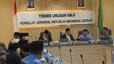 Tiba di Jeddah, Menteri Agama Langsung Pimpin Rapat Haji