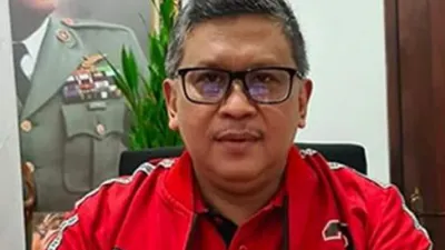 Hasto Kristiyanto menyebut dari 8 nama itu saat ini telah dikantongi oleh Ketua Umum partai PDIP Perjuangan, Megawati Soekarnoputri.