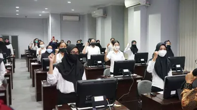 Pelamar diberi kebebasan memilih untuk menggunakan nilai SKD tahun 2023 atau tetap mengikuti ujian Seleksi Kompetensi Dasar CPNS tahun 2024.