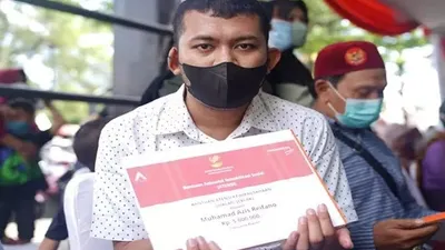 KPM bansos Program Keluarga Harapan (PKH) maupun Bantuan Pangan Non Tunai (BPNT) sudah tak sabar menunggu pencairan.