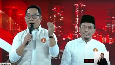 Menurut Ridwan Kamil selama ini dana untuk RW dan RT dipegang oleh Kelurahan dan nantinya dana tersebut bisa langsung digunakan oleh RW.